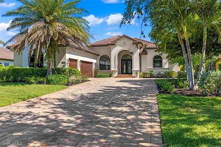 6851 Lakewood Isle Dr Fort Myers, FL 33908