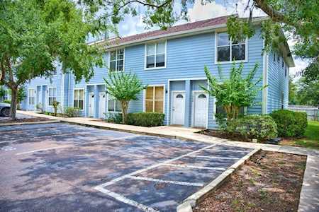 3860 SW 20th Ave #1808 Gainesville, FL 32607