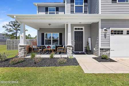 305 Sea Hunter Way Sneads Ferry, NC 28460