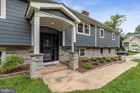 496 Saint Martins Ln Severna Park, MD 21146