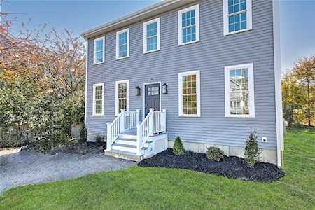 22 Anoka Ave Barrington, RI 02806