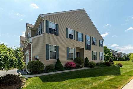5828 Fresh Meadow Dr Macungie, PA 18062