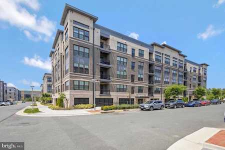 2324 Wind Charm St #102 Herndon, VA 20171