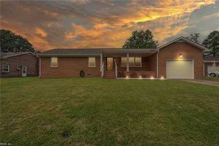 591 Longdale Cres Chesapeake, VA 23325