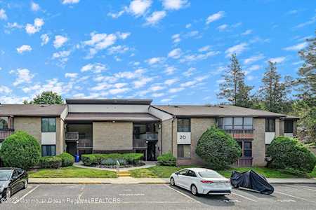 20 Pine Cluster Circle #J Manalapan, NJ 07726