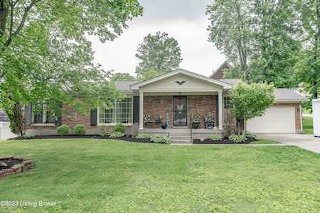 6700 Oak Valley Dr Louisville, KY 40214