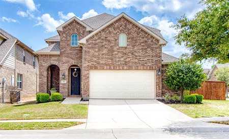 300 Perkins Drive Lantana, TX 76226