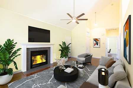 2305 Roburta Lane Santa Rosa, CA 95403