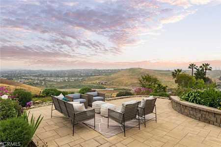 27401 Silver Creek Dr San Juan Capistrano, CA 92675