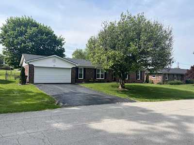 1229 Miami Trail Trl Frankfort, KY 40601