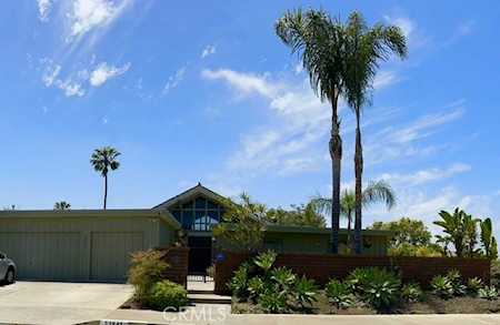 33841 Calle Conejo San Juan Capistrano, CA 92675