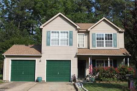 756 Kings Ridge Dr Newport News, VA 23608