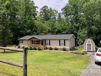 131 Crown Ct Kings Mountain, NC 28086