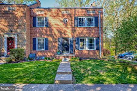 1829 Wainwright Dr Reston, VA 20190