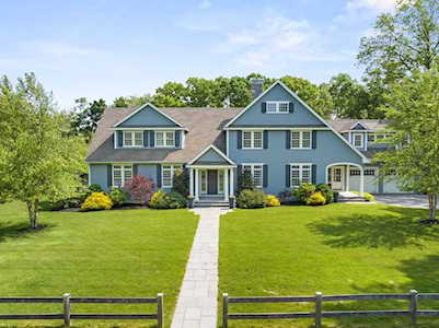 22 Parkwood Dr Milton, MA 02186