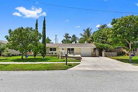 284 NW 46th Street Boca Raton, FL 33431