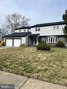 106 Capella Rd Blackwood, NJ 08012