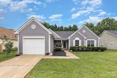 9308 Bacardi Ct Charlotte, NC 28277