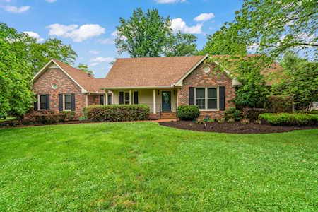 9208 Shawnee Trl Brentwood, TN 37027