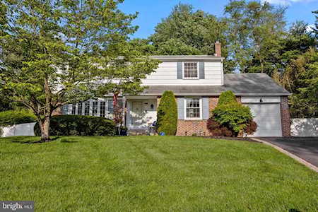 1450 Nancy Dr Southampton, PA 18966