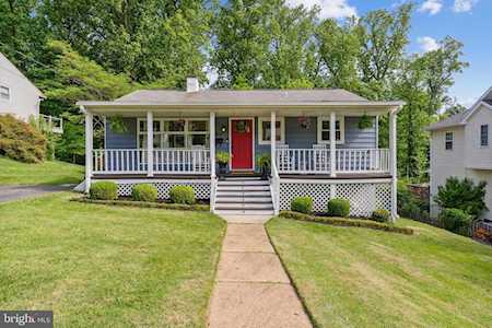 6440 Maplewood Dr Falls Church, VA 22041