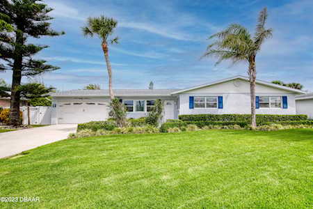 13 Silk Oaks Drive Ormond Beach, FL 32176