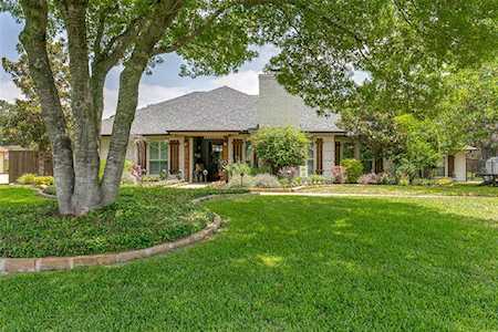 1008 Valle Vista Lane Keller, TX 76248