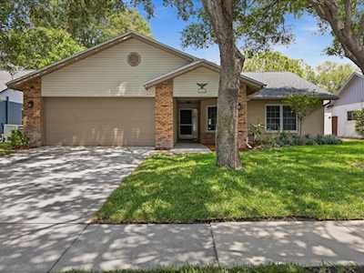 1570 Club Dr Tarpon Springs, FL 34689