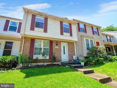 9061 Tiffany Park Ct Springfield, VA 22152