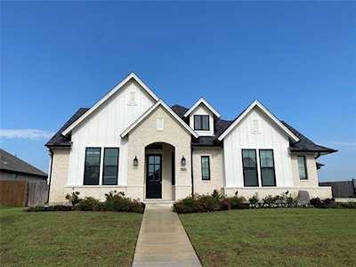 15009 Lost Wagon Street New Fairview, TX 76247
