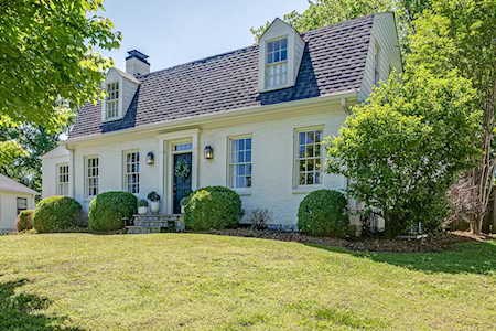 935 Battlefield Dr Nashville, TN 37204