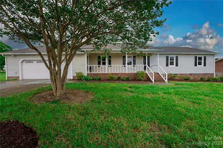 16908 Knoxwood Dr Huntersville, NC 28078