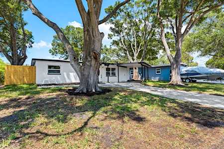 9475 50th WAY N Pinellas Park, FL 33782