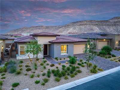 6834 Regency Stone Way Las Vegas, NV 89148