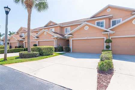 9726 Taylor Rose Ln Seminole, FL 33777