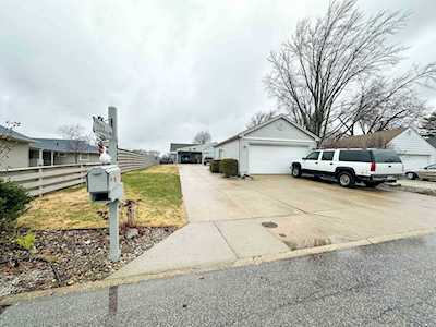 4066 Cottage Avenue Mishawaka, IN 46544
