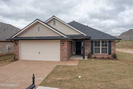 3352 Cable Ln Southaven, MS 38672