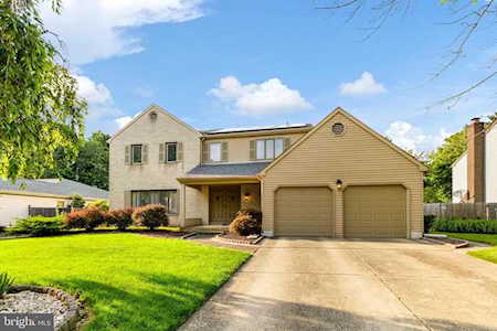 13 Greentree Way Cherry Hill, NJ 08003