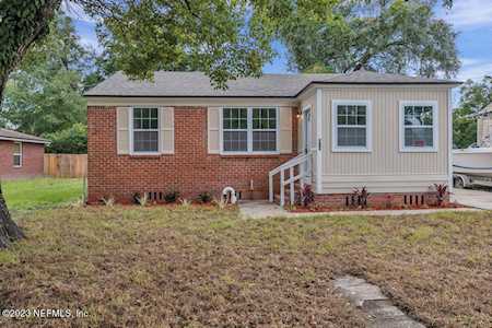 834 Bunker Hill BLVD Jacksonville, FL 32208