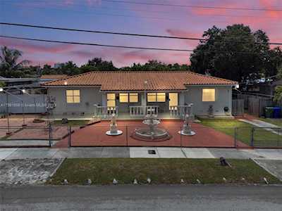 236 NW 32nd Ave Miami, FL 33125