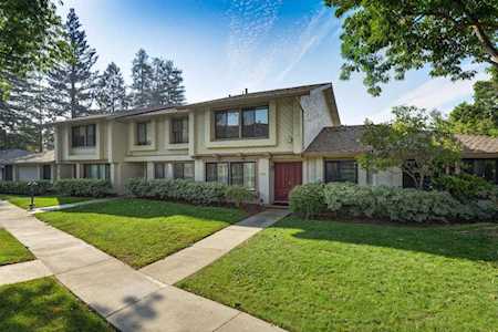 1513 Rhinecliff Way SAN JOSE, CA 95126