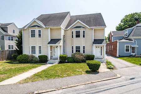 143 Church St #1 Waltham, MA 02452