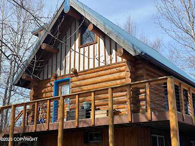 336-346 N Alaska St Palmer, AK 99645
