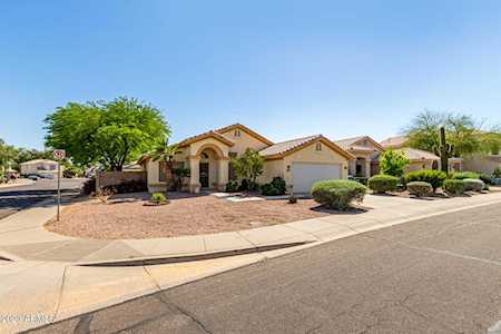4661 E Summerhaven Drive Phoenix, AZ 85044