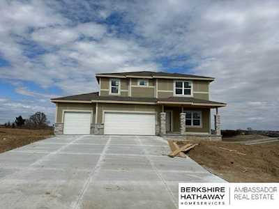 10850 Windward Ave Papillion, NE 68046