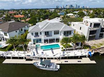 74 Isla Bahia Dr Fort Lauderdale, FL 33316