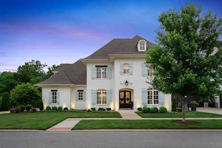 3082 Allenwood Dr Thompsons Station, TN 37179