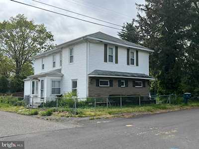 1731 Jefferson St Cinnaminson, NJ 08077