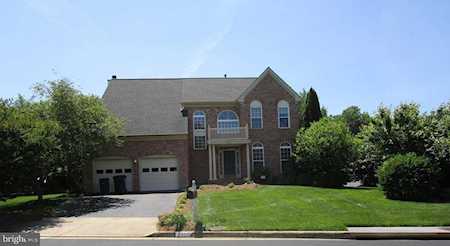 7700 Cumbertree Ct Springfield, VA 22153