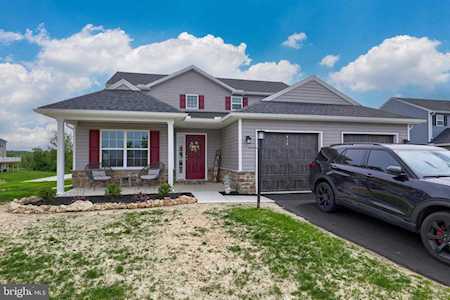 414 Dover Dr Dillsburg, PA 17019